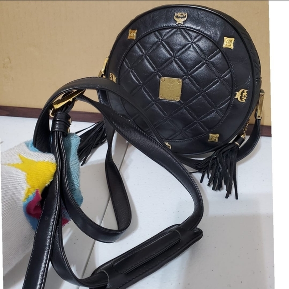 MCM ROUND QUILTED TASSEL CROSSBODY BAG - Picture 8 of 9